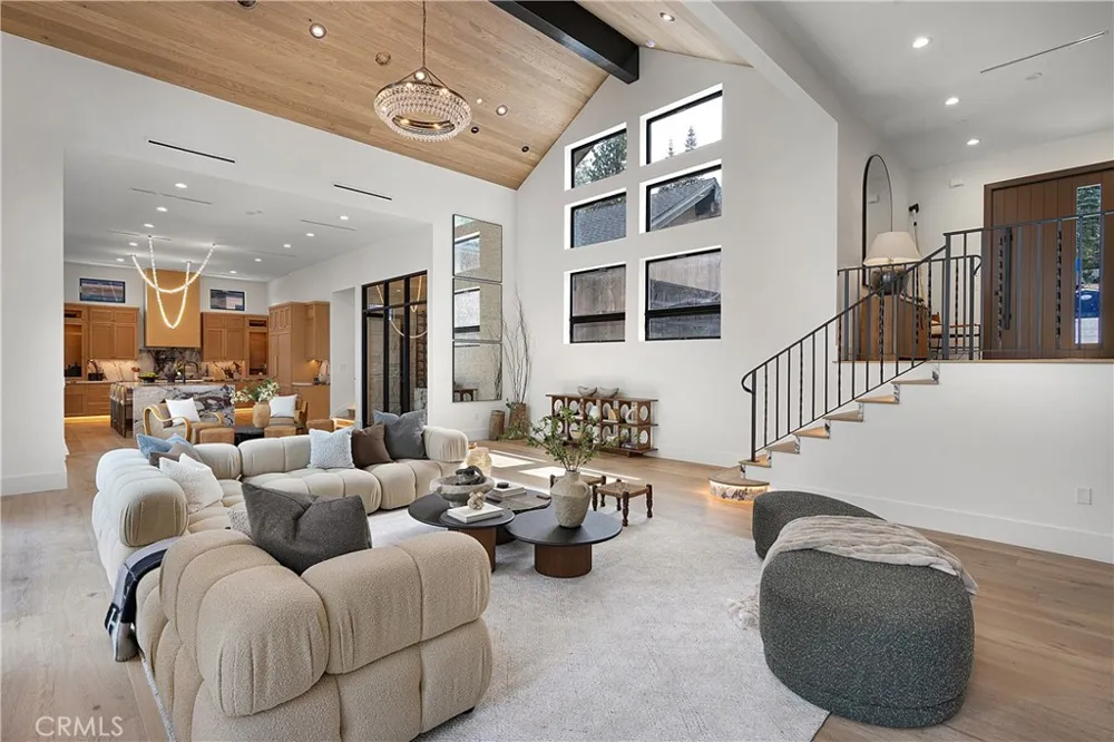 9348 Nine Bark Truckee, CA 96161