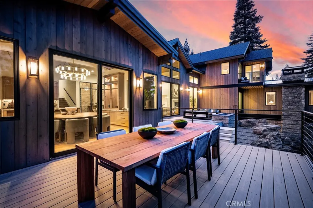 9348 Nine Bark Truckee, CA 96161