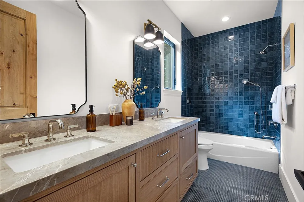 9348 Nine Bark Truckee, CA 96161