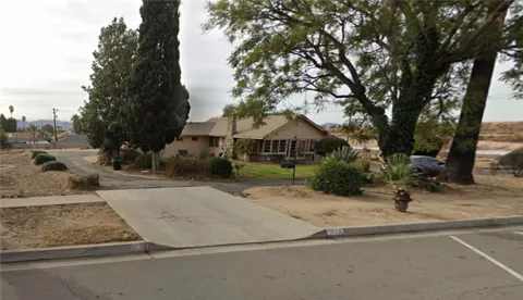 1125 E 40th