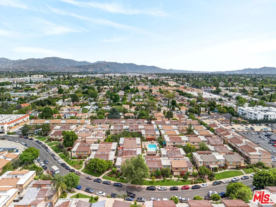 7320 Lennox Avenue #F7 Van Nuys, CA 91405