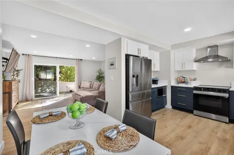 14903 S Normandie #204