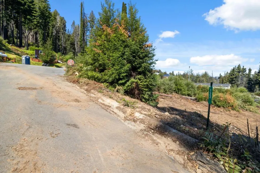 122 Cypress Tree Lane Boulder Creek, CA 95006