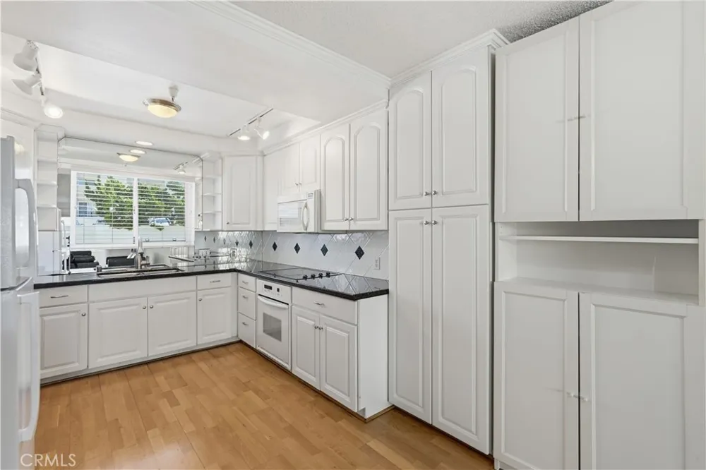 29641 S Western Avenue #211 Rancho Palos Verdes, CA 90275