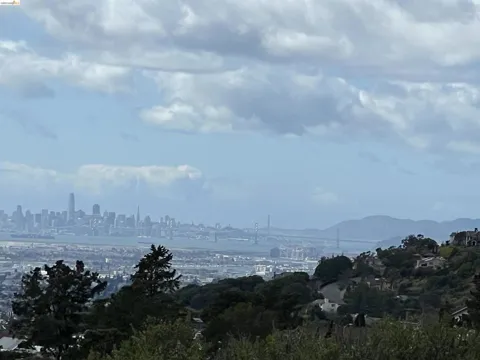 14381 Skyline Blvd