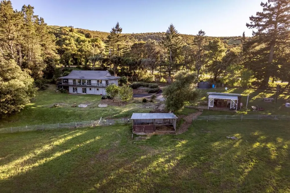 20255 Skyline Boulevard Woodside, CA 94062
