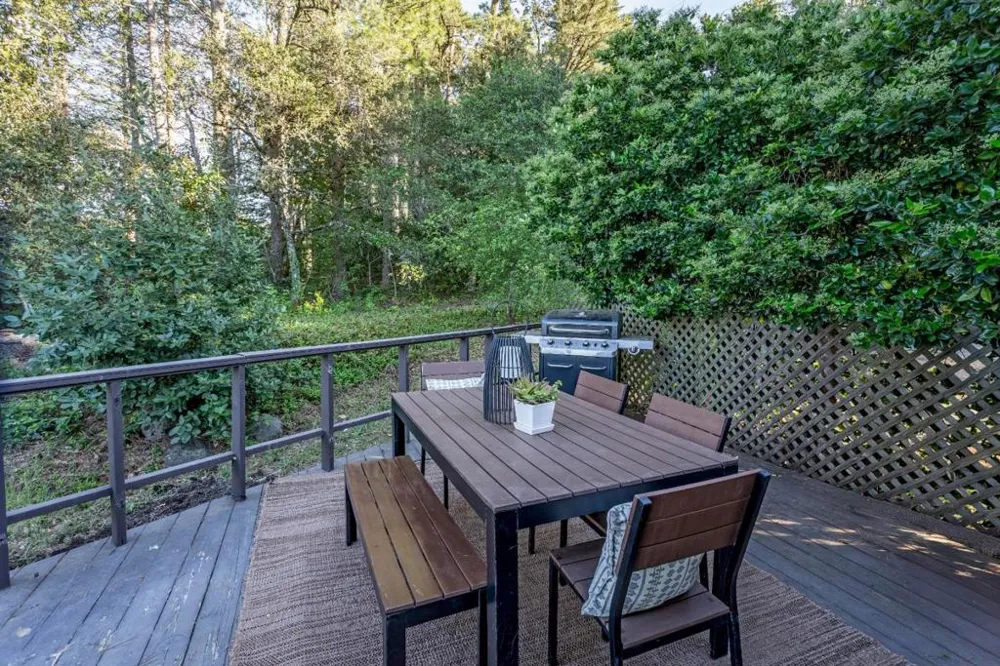 20255 Skyline Boulevard Woodside, CA 94062