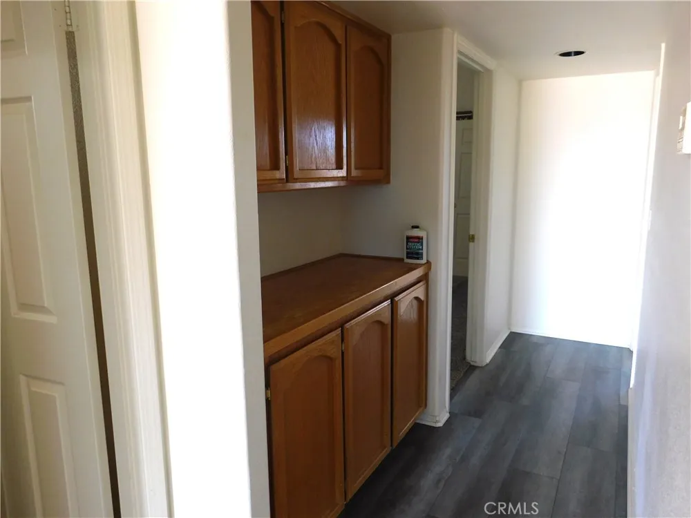 20321 88th California City, CA 93505