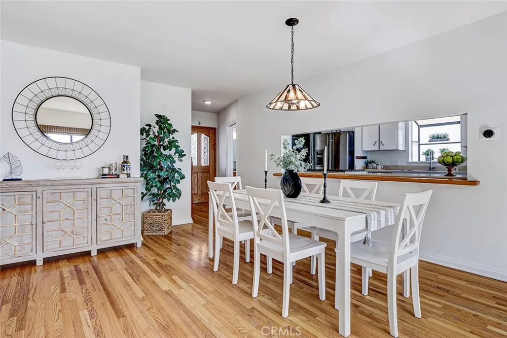 404 Hanford Avenue San Pedro, CA 90732