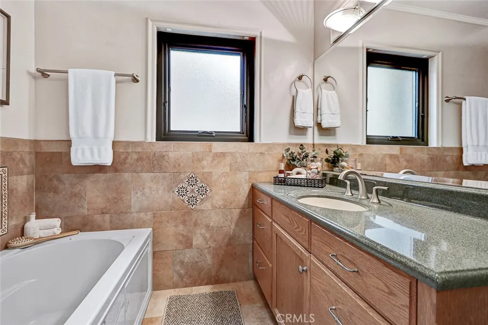 404 Hanford Avenue San Pedro, CA 90732