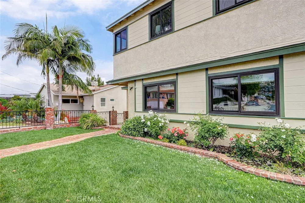 404 Hanford Avenue San Pedro, CA 90732
