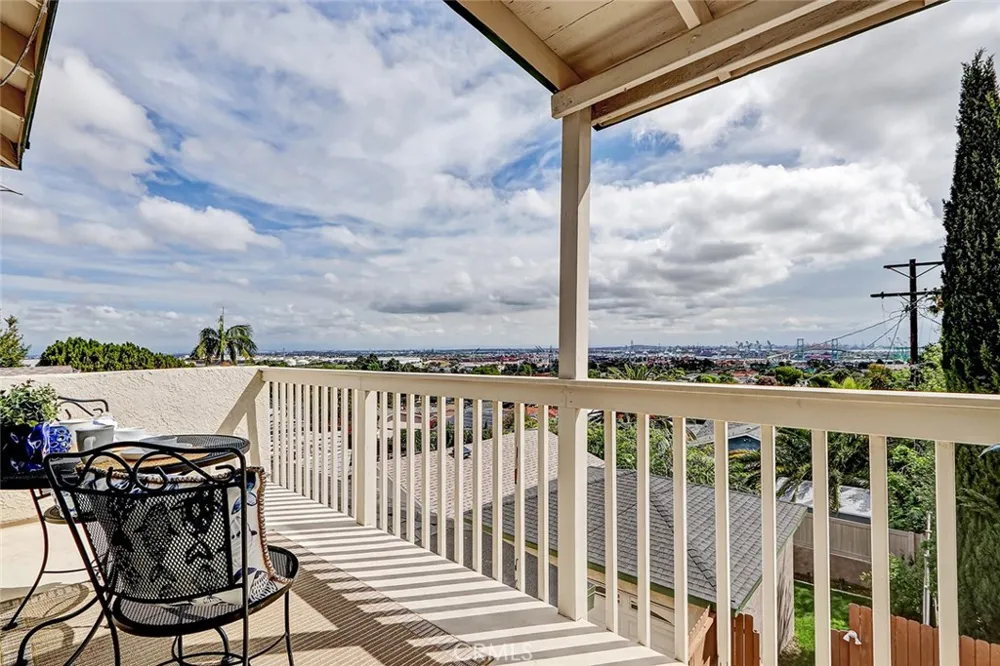 404 Hanford Avenue San Pedro, CA 90732