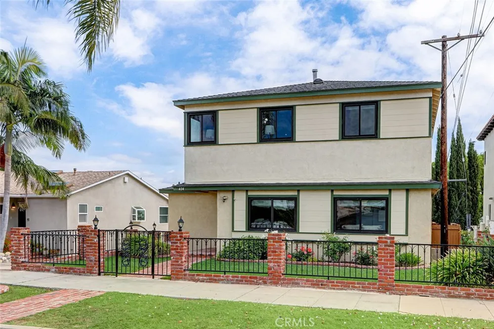 404 Hanford Avenue San Pedro, CA 90732