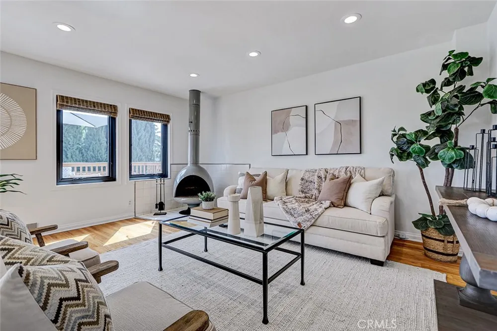 404 Hanford Avenue San Pedro, CA 90732
