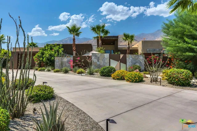 3150 Cody Court Palm Springs, CA 92264