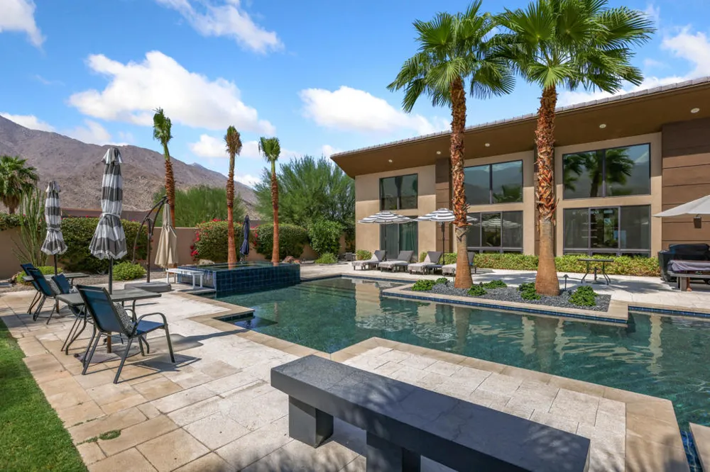 3150 Cody Court Palm Springs, CA 92264