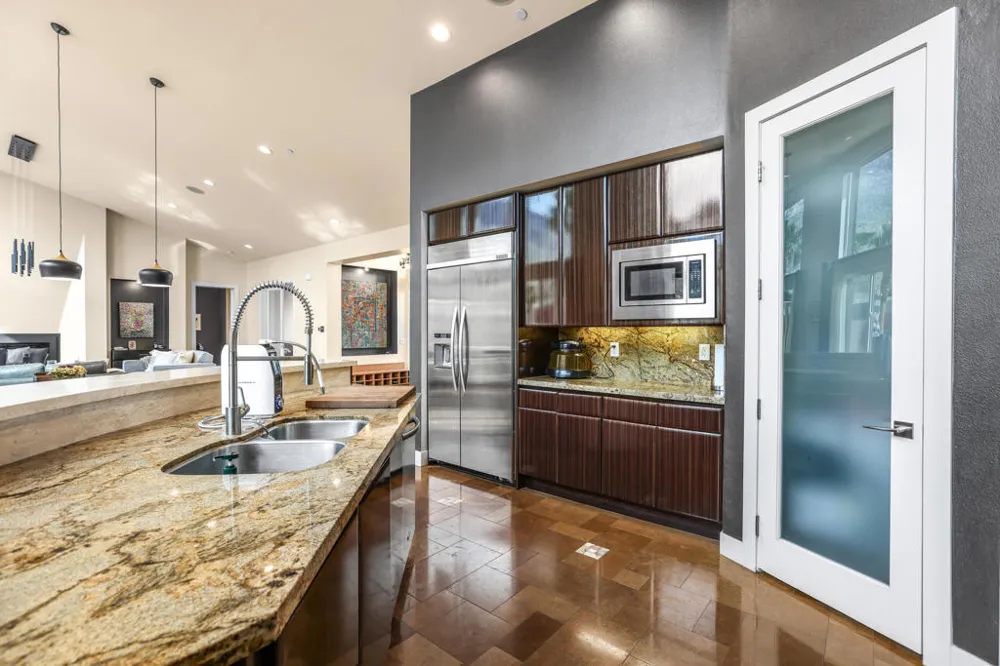 3150 Cody Court Palm Springs, CA 92264