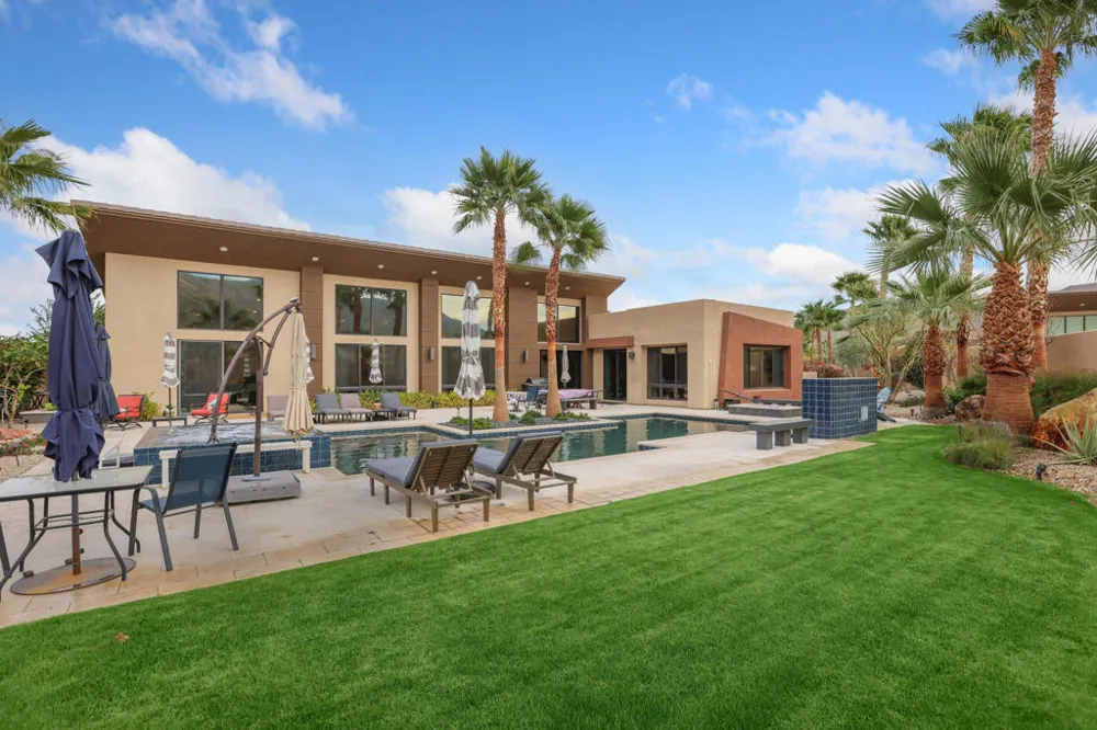 3150 Cody Court Palm Springs, CA 92264