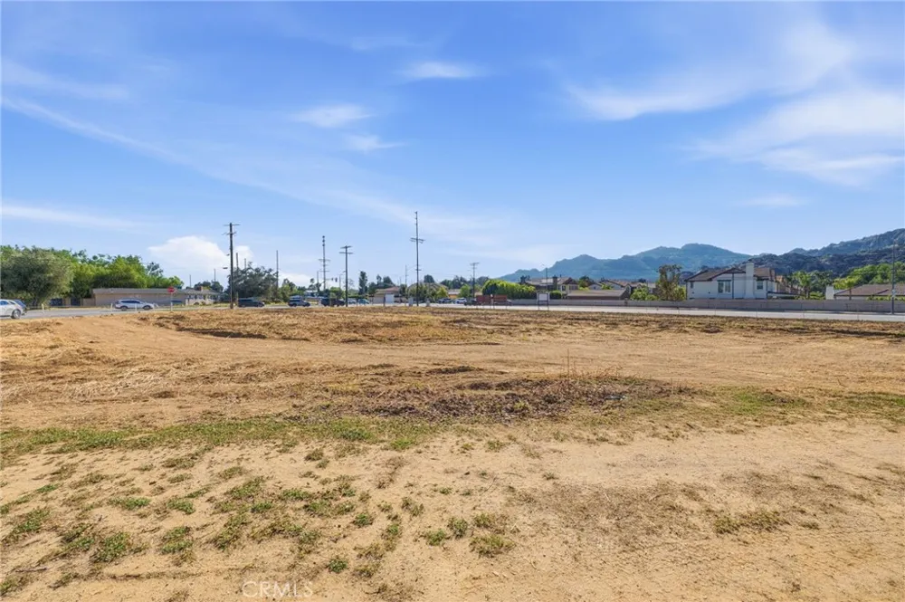 10721 Andora Chatsworth, CA 91311