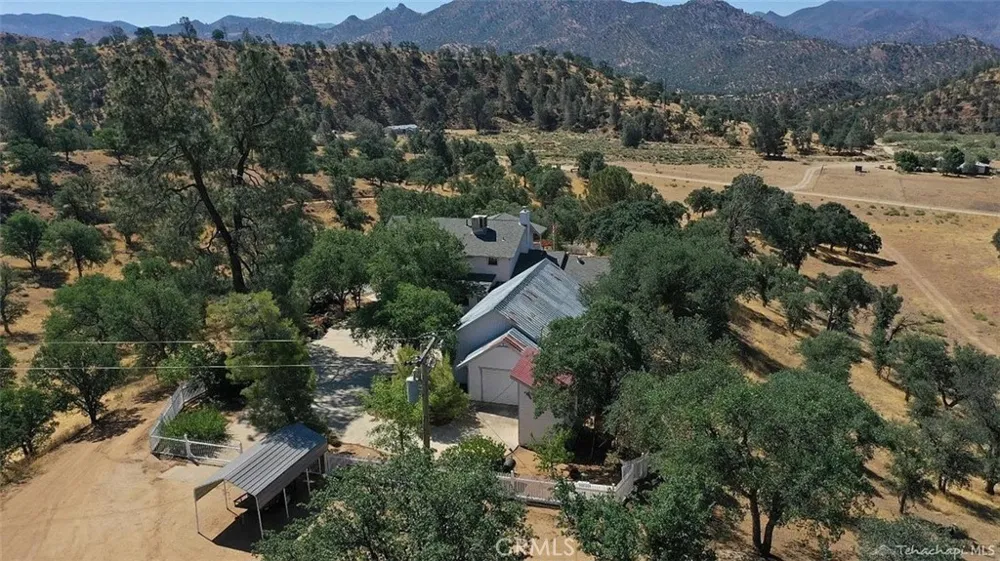 34707 Sand Canyon Rd Caliente, CA 93518