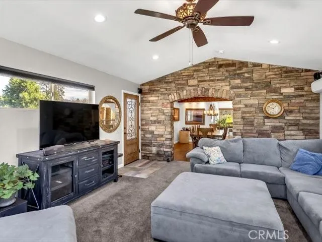 181 Hanover Weaverville, CA 96093