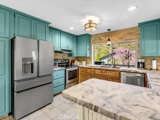 181 Hanover Weaverville, CA 96093