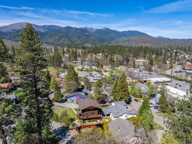 181 Hanover Weaverville, CA 96093