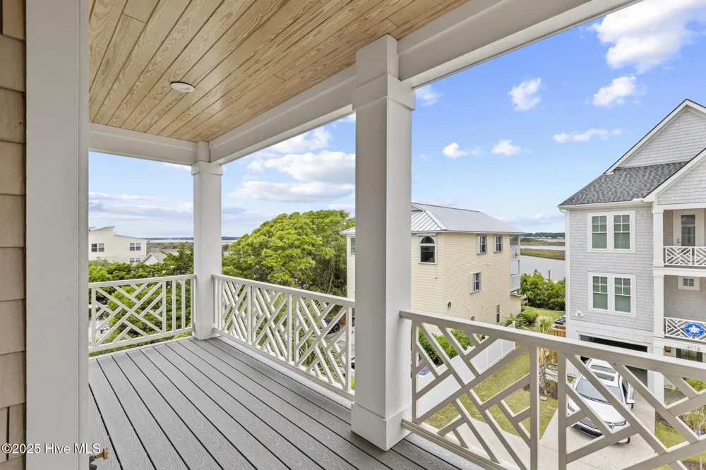 611 S Topsail Drive #A Surf City, NC 28445