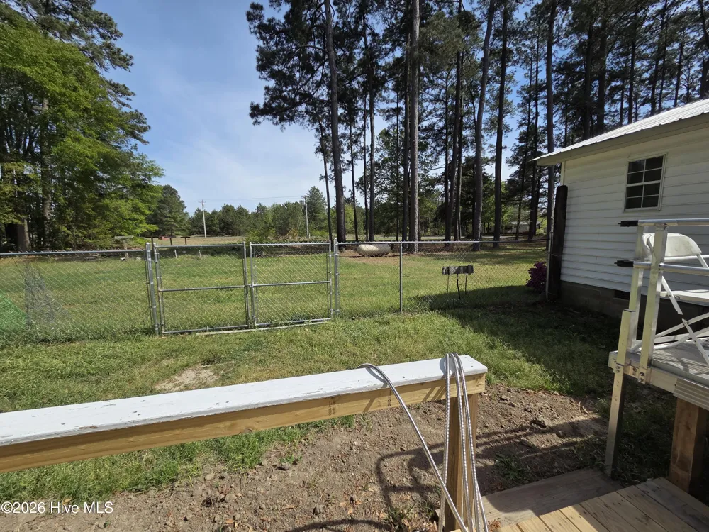 5841 Crestline Road Laurinburg, NC 28352