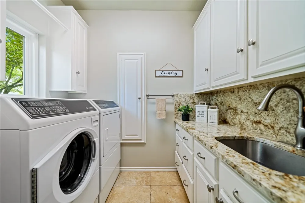 5548 County Road 81 Robstown, TX 78380