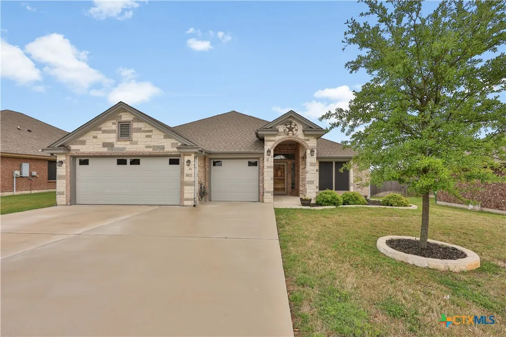 605 Willow Drive Troy, TX 76579