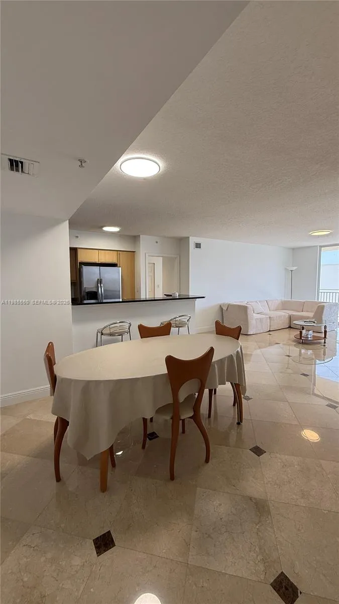 2080 S Ocean Dr #905 Hallandale Beach, FL 33009