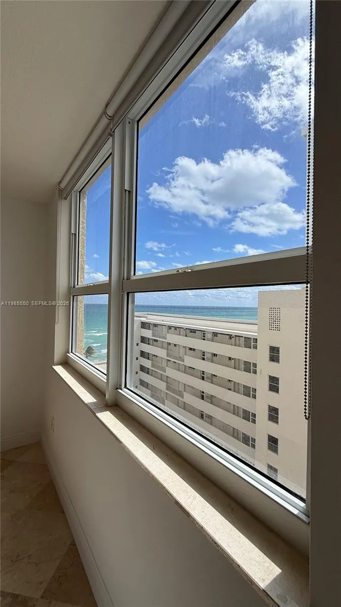 2080 S Ocean Dr #905 Hallandale Beach, FL 33009