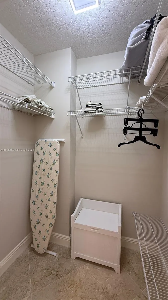 2080 S Ocean Dr #905 Hallandale Beach, FL 33009
