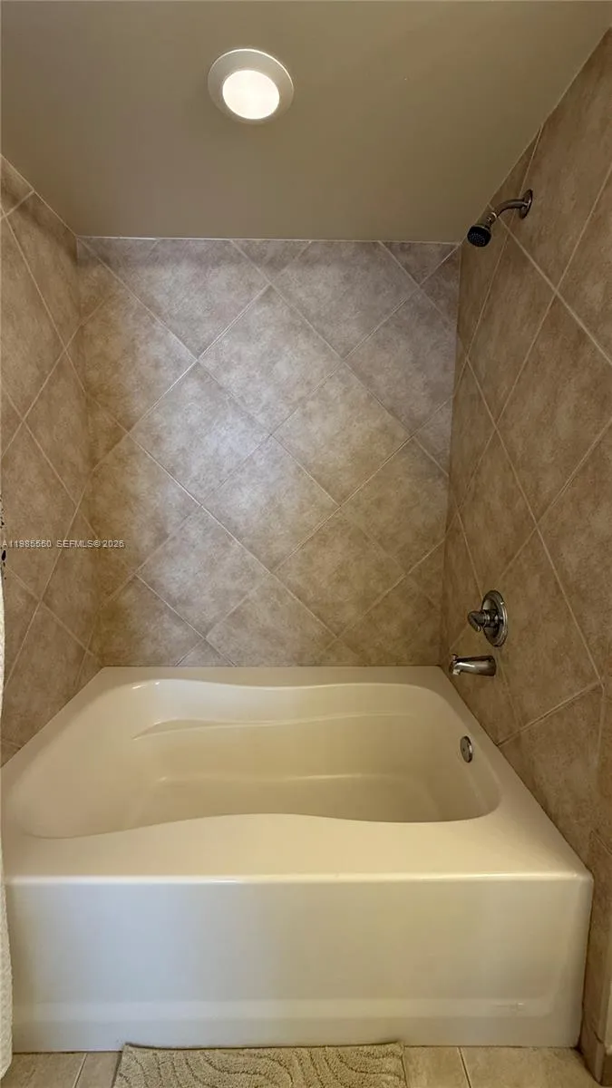 2080 S Ocean Dr #905 Hallandale Beach, FL 33009