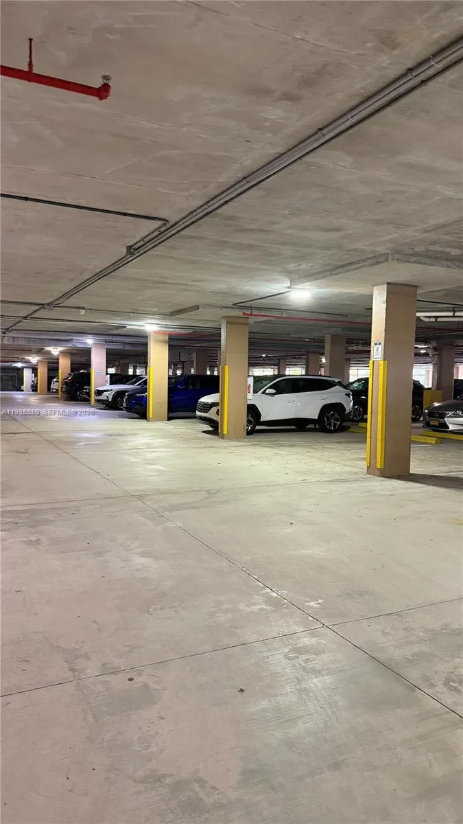 2080 S Ocean Dr #905 Hallandale Beach, FL 33009