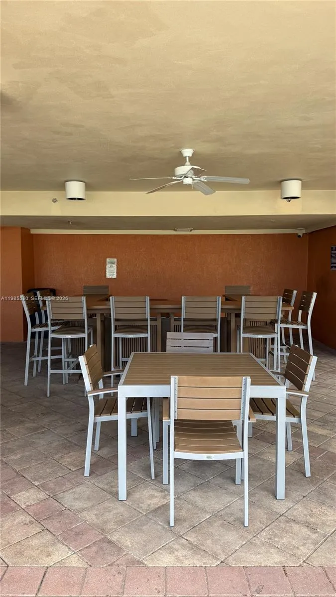 2080 S Ocean Dr #905 Hallandale Beach, FL 33009
