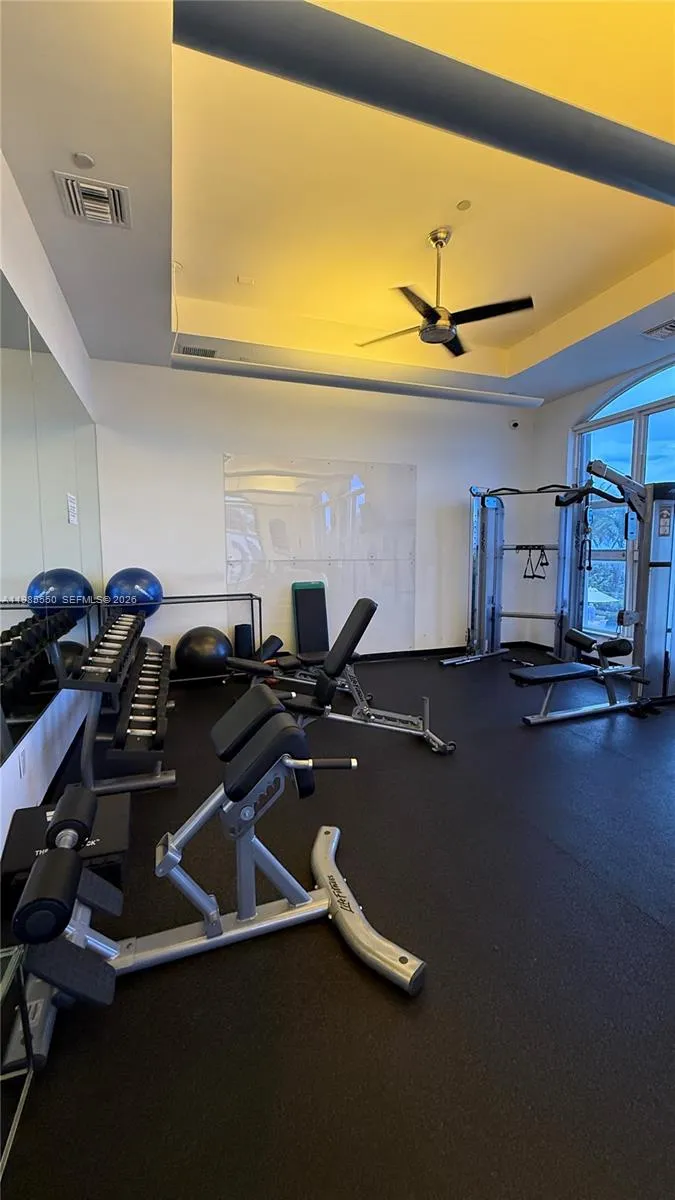 2080 S Ocean Dr #905 Hallandale Beach, FL 33009