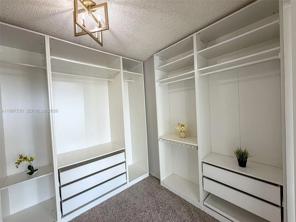 1000 Parkview Dr #531 Hallandale Beach, FL 33009