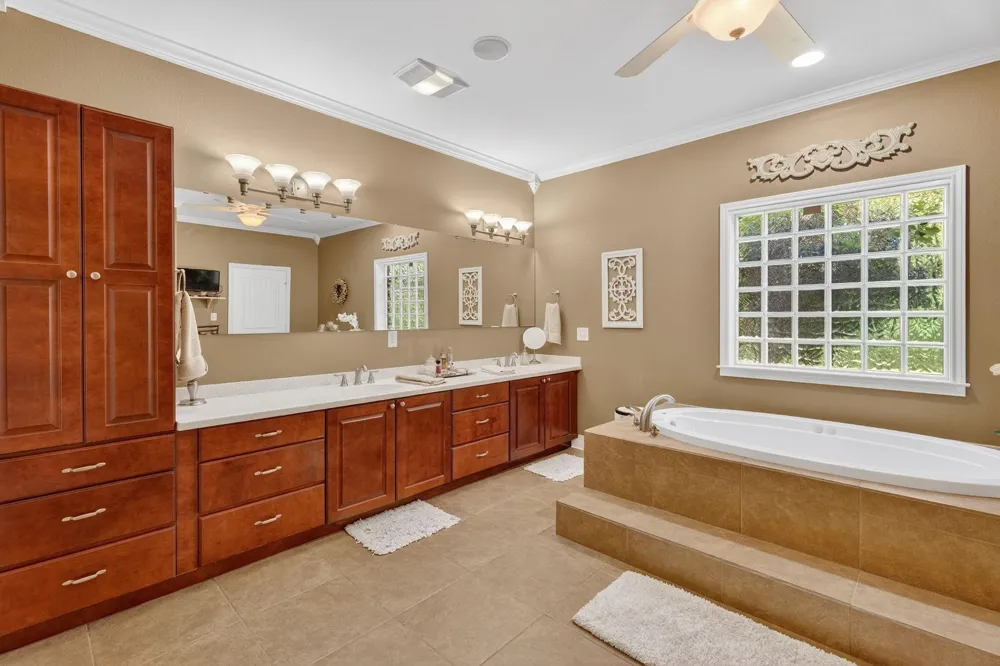 341 Billy Clark Road Huntington, TX 75949