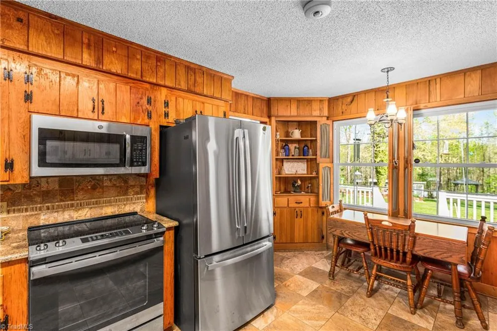 131 Ridge Street Jonesville, NC 28642