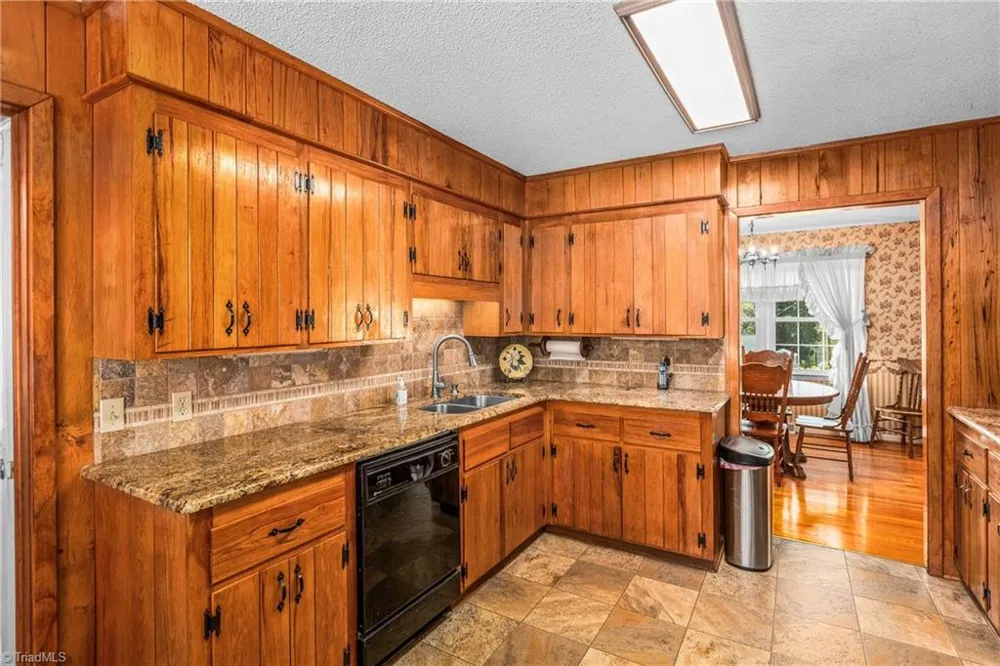 131 Ridge Street Jonesville, NC 28642