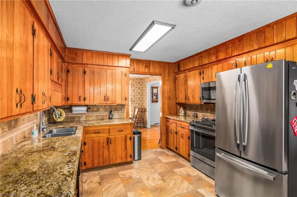 131 Ridge Street Jonesville, NC 28642
