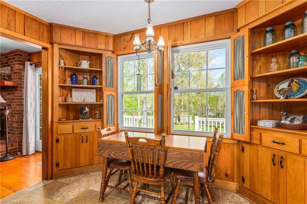 131 Ridge Street Jonesville, NC 28642