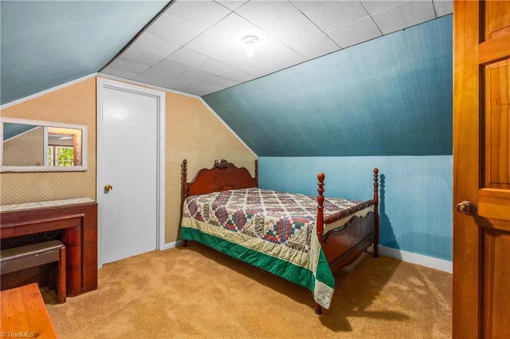 131 Ridge Street Jonesville, NC 28642