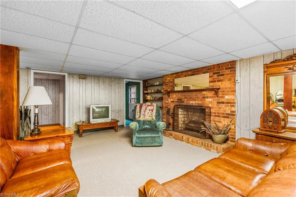 131 Ridge Street Jonesville, NC 28642