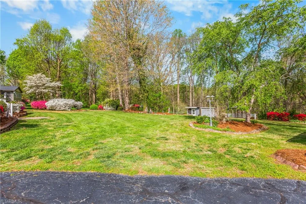 131 Ridge Street Jonesville, NC 28642