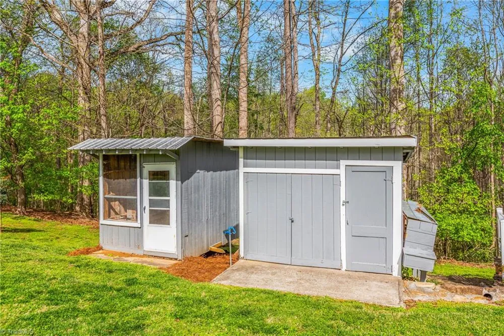 131 Ridge Street Jonesville, NC 28642