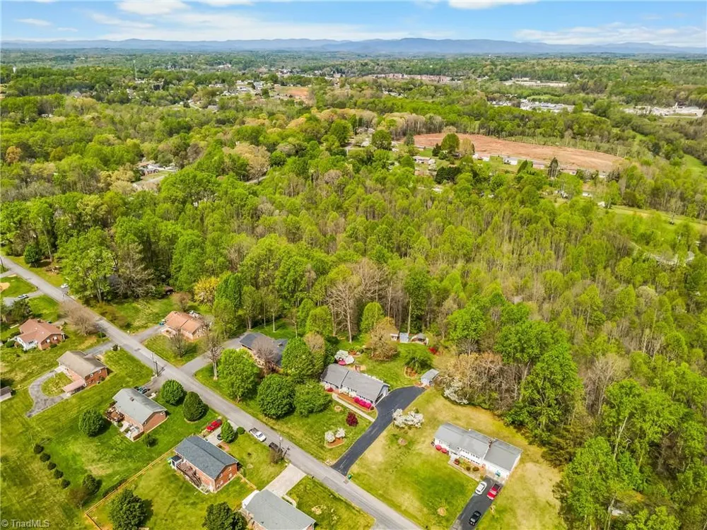 131 Ridge Street Jonesville, NC 28642