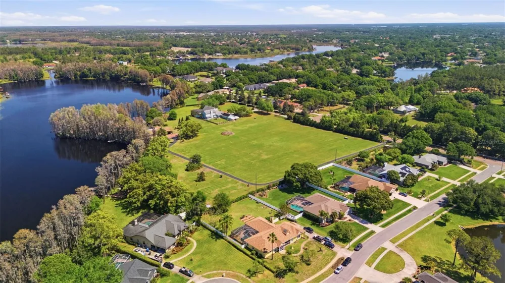 820 NEWBERGER ROAD Lutz, FL 33549